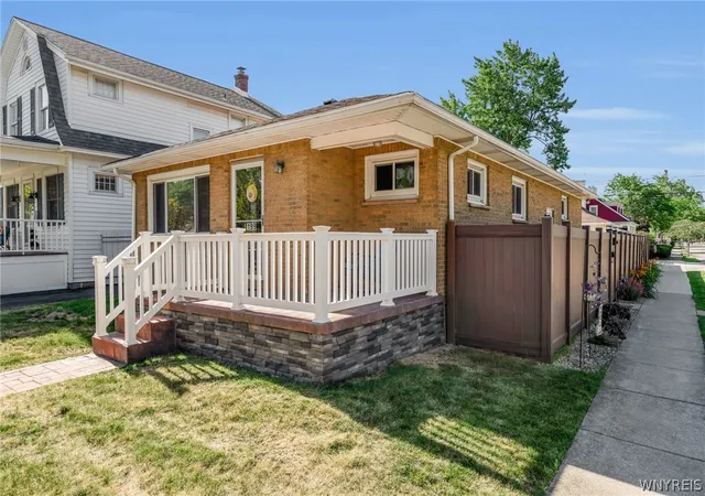 Photo 2 of Sale Pending at 199 Mckinley Ave, Buffalo, NY 14217 | MLS# B1703191 | Listing updated on 2026-08-11