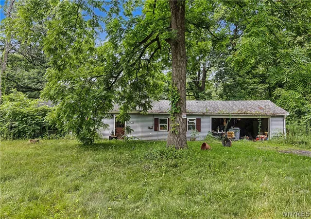 Photo 2 of Sale Pending at 702 Bell Rd, Newark, NY 14513 | MLS# B1703326 | Listing updated on 2026-08-10
