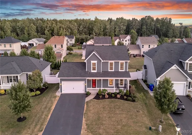 Photo 3 of Sale Pending at 2328 Agassiz Dr, Lake View, NY 14085 | MLS# B1703283 | Listing updated on 2026-09-03