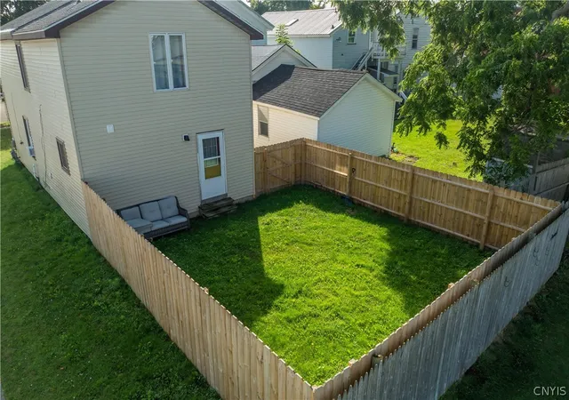 Photo 3 of Single family home for sale at 26 W 2nd Street, Oswego, NY 13126 | MLS# S1703424 | Listing updated on 2026-09-09