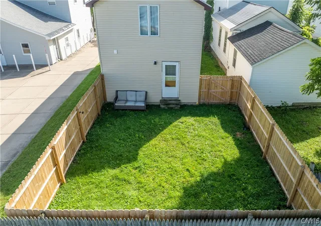 Photo 4 of Single family home for sale at 26 W 2nd Street, Oswego, NY 13126 | MLS# S1703424 | Listing updated on 2026-09-09