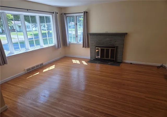 Photo 2 of Sale Pending at 111 Hastings Ln, Rochester, NY 14617 | MLS# R1703447 | Listing updated on 2026-09-01