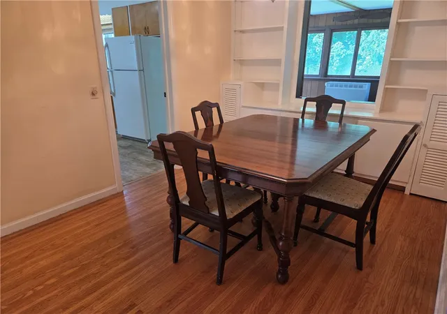 Photo 3 of Sale Pending at 111 Hastings Ln, Rochester, NY 14617 | MLS# R1703447 | Listing updated on 2026-09-01