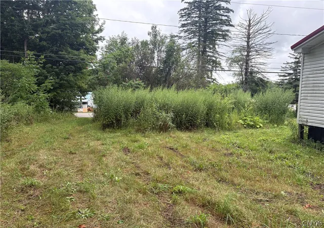 Photo 4 of Sale Pending at 3230 State Route 3, Fulton, NY 13069 | MLS# S1703124 | Listing updated on 2026-08-10