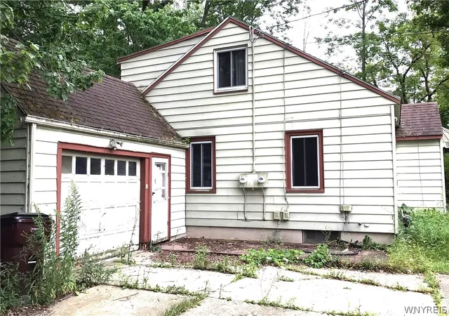 Listing Photo 4 - Condo for sale in building located at 5345 Armor Duells Rd, Orchard Park, NY 14127