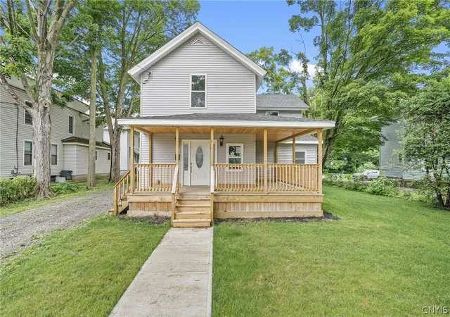 Photo 2 of Single family home for sale at 16 Park St, Cortland, NY 13045 | MLS# S1703477 | Listing updated on 2026-09-14
