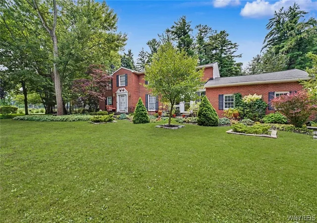 Photo 1 of Sale Pending at 478 Paradise Rd, East Amherst, NY 14051 | MLS# B1702803 | Listing updated on 2026-08-17