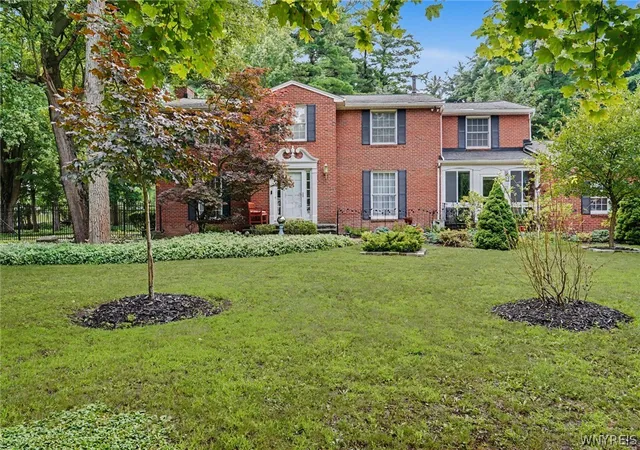 Photo 2 of Sale Pending at 478 Paradise Rd, East Amherst, NY 14051 | MLS# B1702803 | Listing updated on 2026-08-17