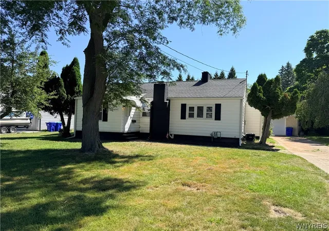 Photo 1 of Single family home for sale at 3547 Salisbury Ave, Buffalo, NY 14219 | MLS# B1703486 | Listing updated on 2026-08-04