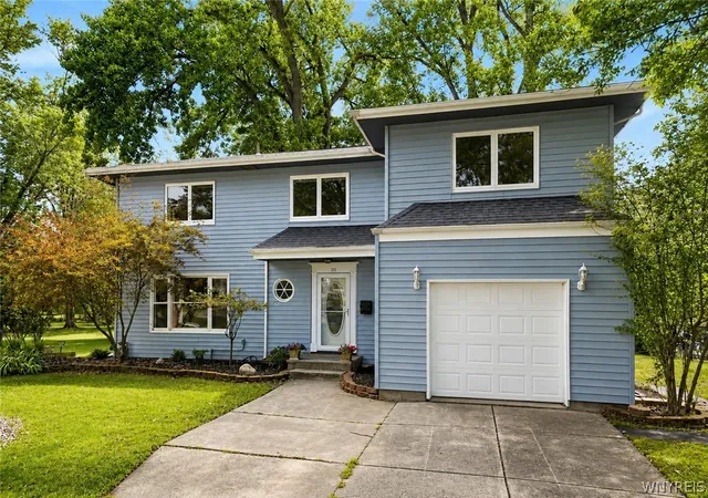 Photo 3 of Sale Pending at 111 Lehn Springs Dr, Buffalo, NY 14221 | MLS# B1703246 | Listing updated on 2026-08-06
