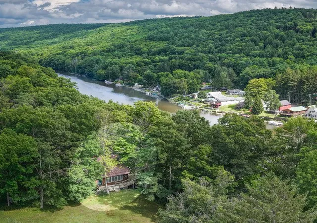 Photo 3 of Single family home for sale at 138 Vito Molinari Rd, Oneonta, NY 13820 | MLS# R1701791 | Listing updated on 2026-08-29