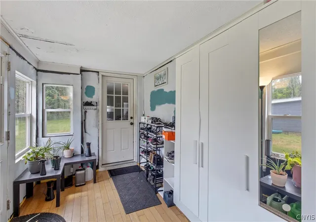 Photo 4 of Sale Pending at 47 Thompson Rd, Oswego, NY 13126 | MLS# S1699386 | Listing updated on 2026-09-05