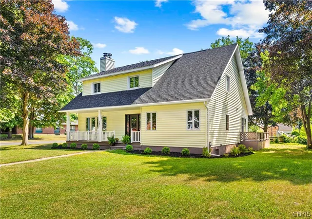 Photo 2 of Single family home for sale at 201 Maple St, Rome, NY 13440 | MLS# S1699258 | Listing updated on 2026-09-06
