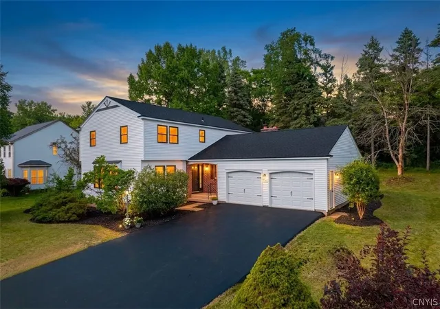 Photo 1 of Sale Pending at 519 Standish Dr, Syracuse, NY 13224 | MLS# S1703508 | Listing updated on 2026-08-13