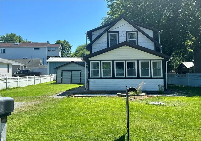 Photo 1 of Sale Pending at 10 Hamlin Parma Townline Rd, Hilton, NY 14468 | MLS# R1703559 | Listing updated on 2026-09-12