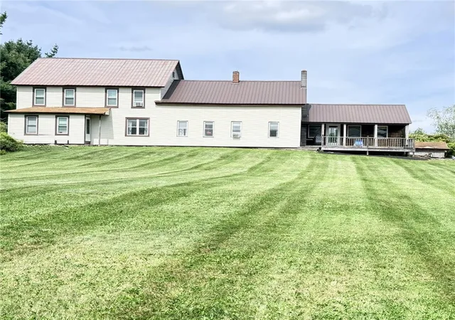 Photo 3 of Single family home for sale at 283 N Pond Rd, Guilford, NY 13780 | MLS# R1697991 | Listing updated on 2026-09-16