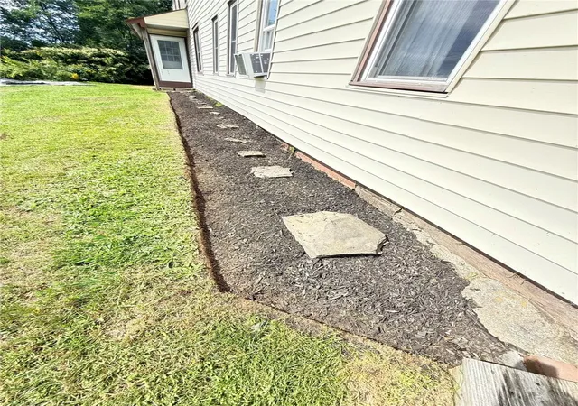 Photo 3 of Single family home for sale at 283 N Pond Rd, Guilford, NY 13780 | MLS# R1697991 | Listing updated on 2026-09-16