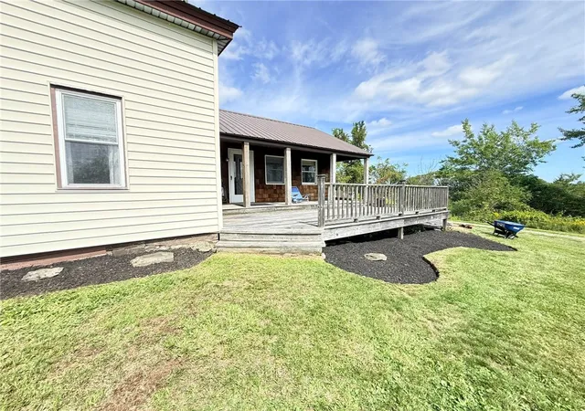 Photo 4 of Single family home for sale at 283 N Pond Rd, Guilford, NY 13780 | MLS# R1697991 | Listing updated on 2026-09-16
