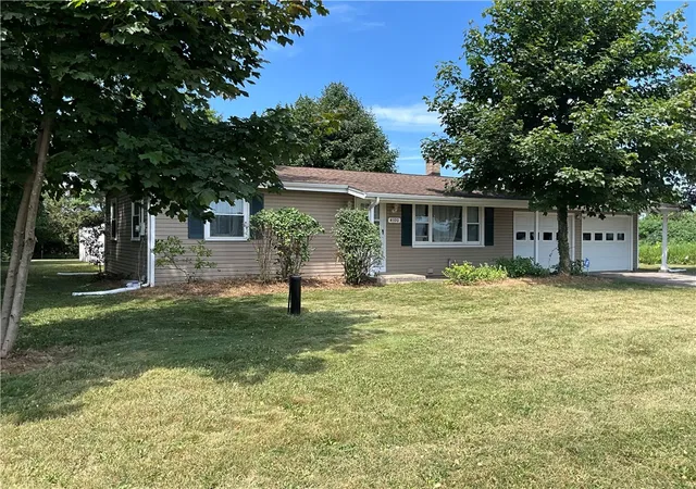 Photo 2 of Sale Pending at 4390 Townline Rd, Albion, NY 14411 | MLS# R1703506 | Listing updated on 2026-08-11