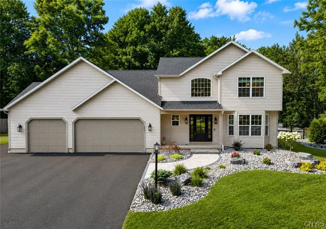 Photo 2 of Sale Pending at 6941 State Route 31, Cicero, NY 13039 | MLS# S1702294 | Listing updated on 2026-08-21