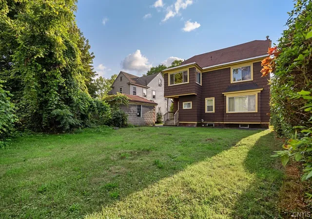 Photo 2 of Sale Pending at 319 Allen St, Syracuse, NY 13210 | MLS# S1701692 | Listing updated on 2026-08-09
