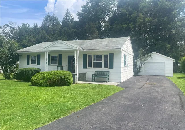 Photo 1 of Sale Pending at 15 Edgewood Dr, Sidney, NY 13838 | MLS# R1700572 | Listing updated on 2026-08-09