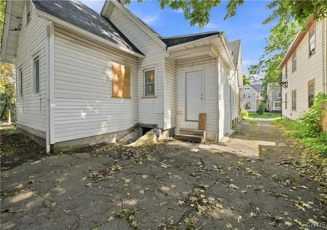 Photo 3 of Single family home for sale at 78 Ave B, Rochester, NY 14621 | MLS# S1703511 | Listing updated on 2026-09-15