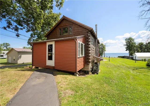 Photo 3 of Sale Pending at 35 Pepper Dr, Cleveland, NY 13042 | MLS# S1703770 | Listing updated on 2026-09-09