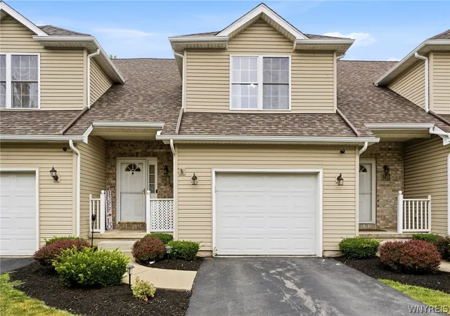 Photo 1 of Sale Pending at 947 Maryvale Dr, Buffalo, NY 14225 | MLS# B1703738 | Listing updated on 2026-08-20