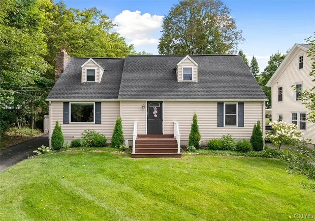 Photo 1 of Single family home for sale at 26 Kellogg St, Clinton, NY 13323 | MLS# S1703481 | Listing updated on 2026-09-12