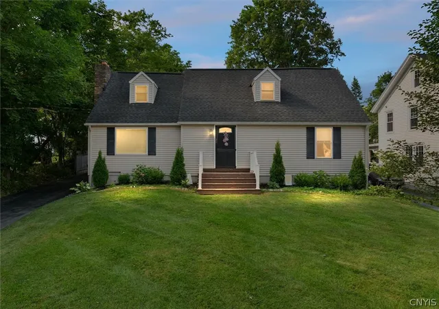 Photo 2 of Single family home for sale at 26 Kellogg St, Clinton, NY 13323 | MLS# S1703481 | Listing updated on 2026-09-12