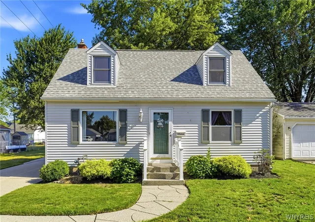 Photo 1 of Sale Pending at 16 Woodcrest Ct, Buffalo, NY 14225 | MLS# B1703423 | Listing updated on 2026-08-13