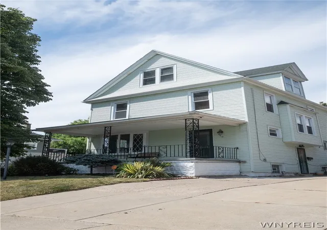 Photo 1 of Sale Pending at 90 Hedley Pl, Buffalo, NY 14208 | MLS# B1703663 | Listing updated on 2026-09-02