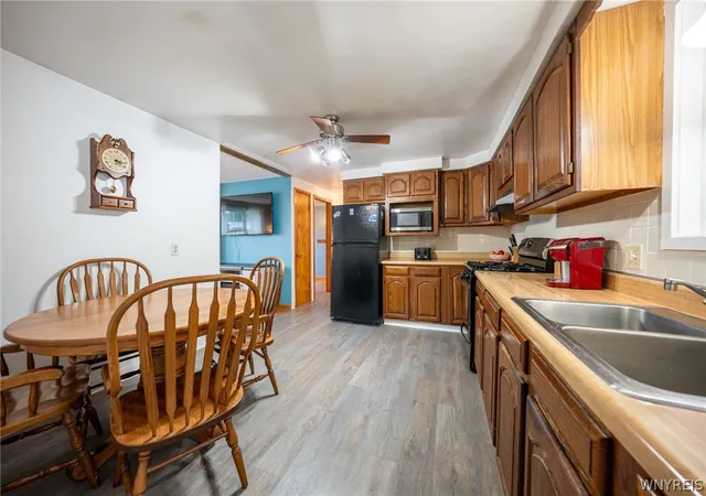 Photo 4 of Sale Pending at 3443 Bethford Dr, Buffalo, NY 14219 | MLS# B1699025 | Listing updated on 2026-08-14