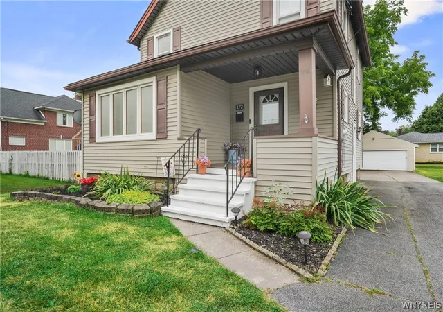 Photo 2 of Sale Pending at 172 Bryant St, Depew, NY 14043 | MLS# B1703519 | Listing updated on 2026-08-19