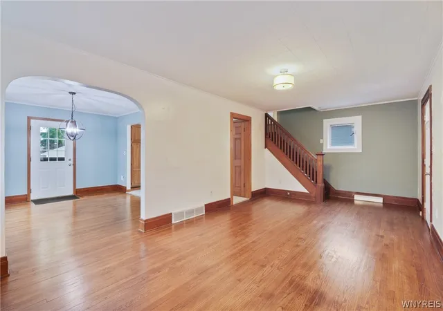 Photo 4 of Sale Pending at 172 Bryant St, Depew, NY 14043 | MLS# B1703519 | Listing updated on 2026-08-19