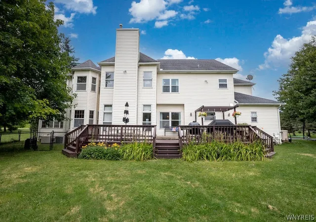 Photo 3 of Single family home for sale at 10290 Clarence Ctr Rd, Clarence, NY 14031 | MLS# B1703674 | Listing updated on 2026-08-26