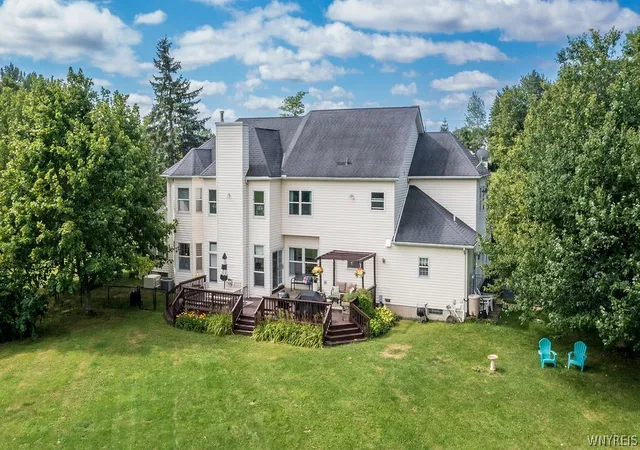 Photo 4 of Single family home for sale at 10290 Clarence Ctr Rd, Clarence, NY 14031 | MLS# B1703674 | Listing updated on 2026-08-26