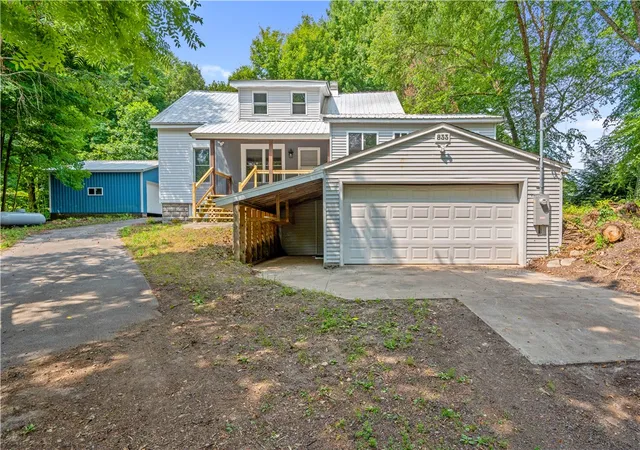 Photo 1 of Single family home for sale at 833 County Route 14, Fulton, NY 13069 | MLS# R1703692 | Listing updated on 2026-08-04