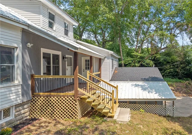 Photo 3 of Single family home for sale at 833 County Route 14, Fulton, NY 13069 | MLS# R1703692 | Listing updated on 2026-08-04