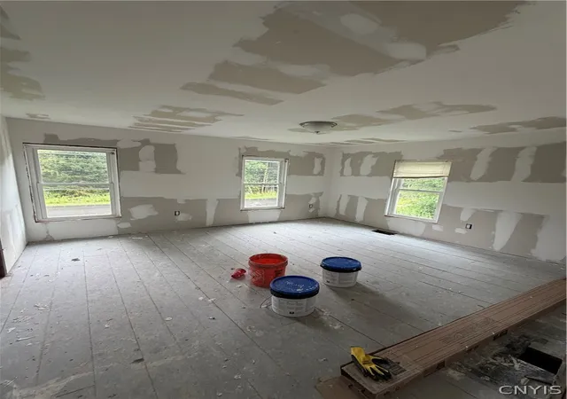 Photo 3 of Sale Pending at 136 Center St, Cleveland, NY 13042 | MLS# S1703242 | Listing updated on 2026-08-25