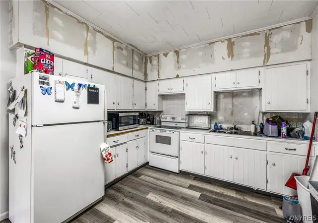 Photo 4 of Multi family home for sale at 185 Temple St, Fredonia, NY 14063 | MLS# B1704049 | Listing updated on 2026-08-08
