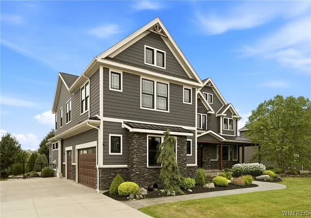 Photo 2 of Sale Pending at 5368 Glenview Dr, Clarence, NY 14031 | MLS# B1704042 | Listing updated on 2026-08-20