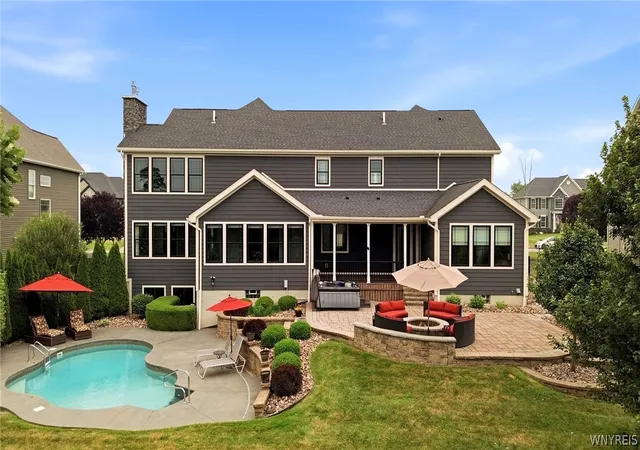Photo 3 of Sale Pending at 5368 Glenview Dr, Clarence, NY 14031 | MLS# B1704042 | Listing updated on 2026-08-20