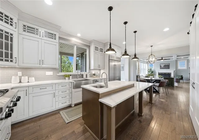 Photo 4 of Sale Pending at 5368 Glenview Dr, Clarence, NY 14031 | MLS# B1704042 | Listing updated on 2026-08-20
