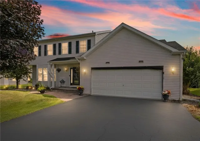 Photo 1 of Sale Pending at 268 Jonquil Ln, Rochester, NY 14612 | MLS# R1703132 | Listing updated on 2026-08-16