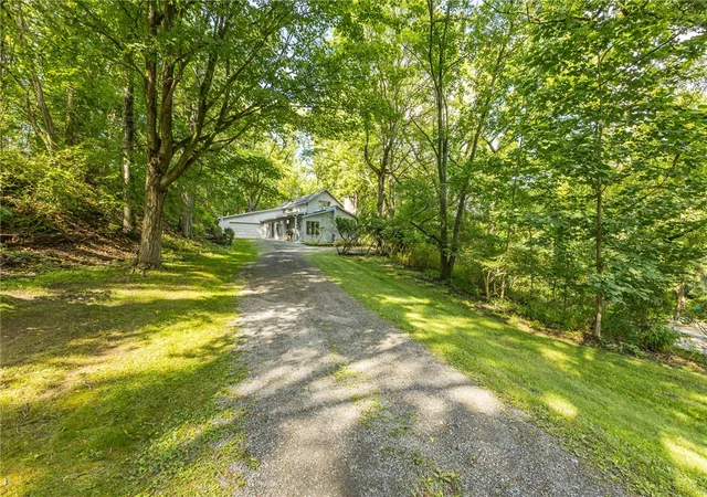 Photo 3 of Sale Pending at 647 Thayer Rd, Fairport, NY 14450 | MLS# R1702114 | Listing updated on 2026-09-03