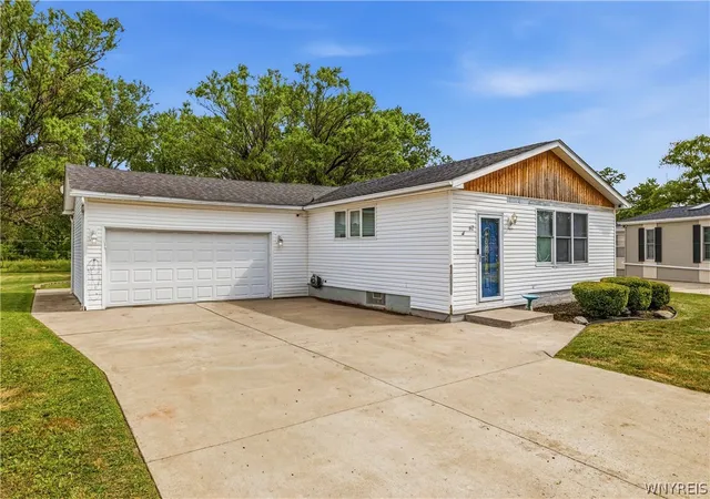 Photo 2 of Sale Pending at 62 Joel Dr, Depew, NY 14043 | MLS# B1703944 | Listing updated on 2026-08-16