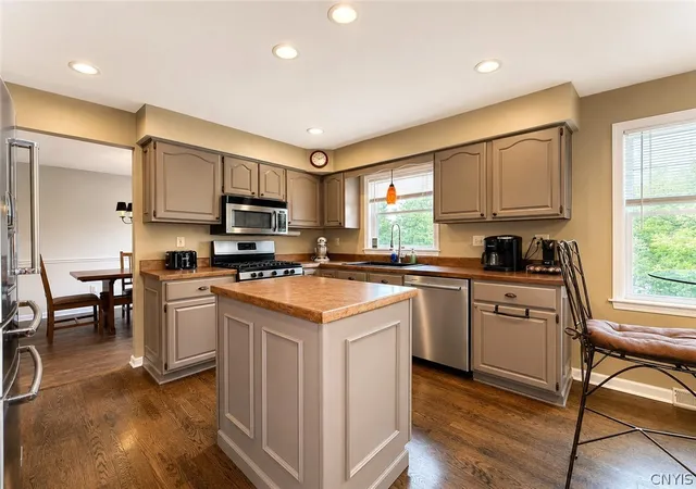 Photo 3 of Sale Pending at 5773 Innsbruck Rd, East Syracuse, NY 13057 | MLS# S1703883 | Listing updated on 2026-08-15