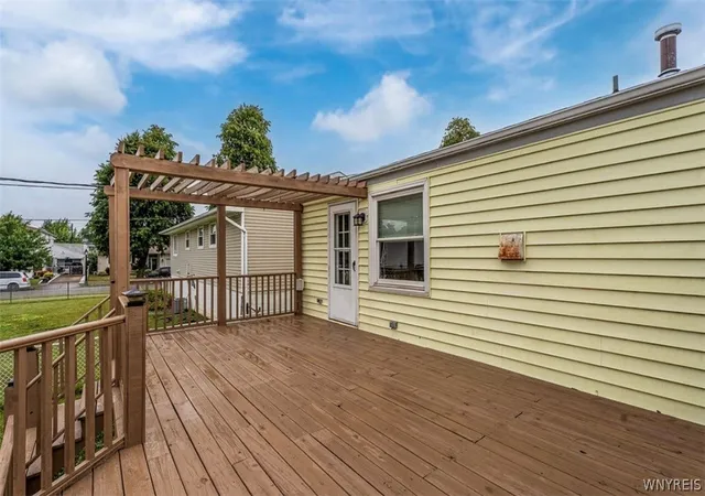 Photo 2 of Single family home for sale at 18 Lille Ln, Buffalo, NY 14227 | MLS# B1701333 | Listing updated on 2026-09-08